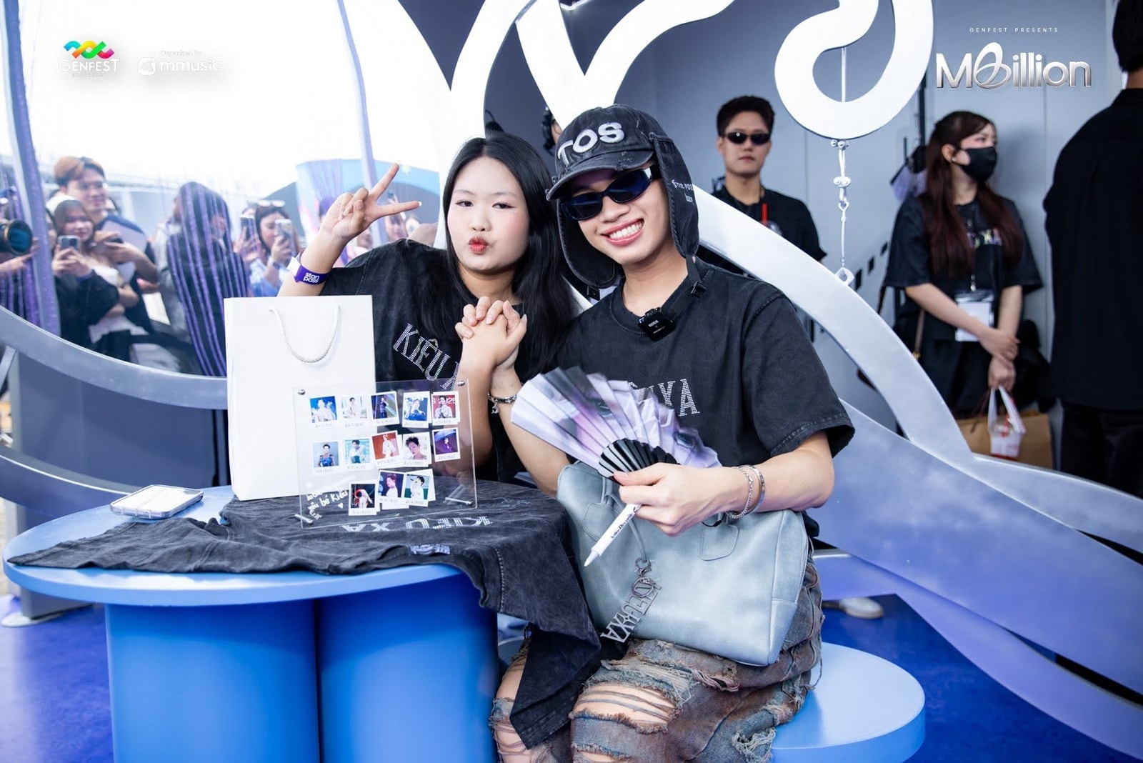 The next-gen music & fandom platform 5