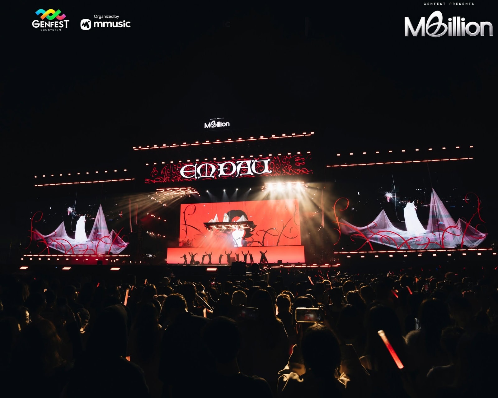 The next-gen music & fandom platform 1